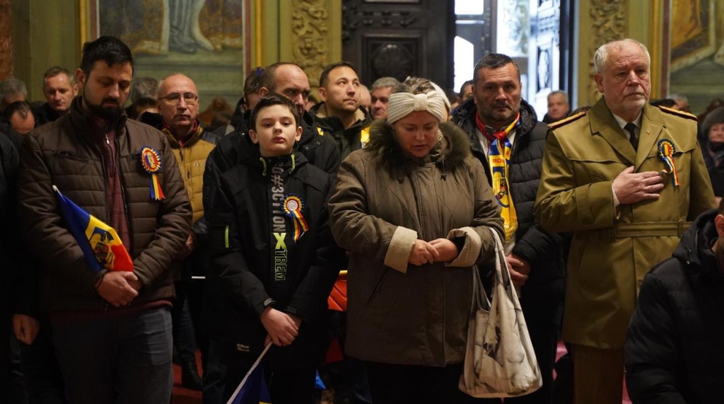 Ziua Națională a României sărbătorită în mod solemn la Alba Iulia 279052