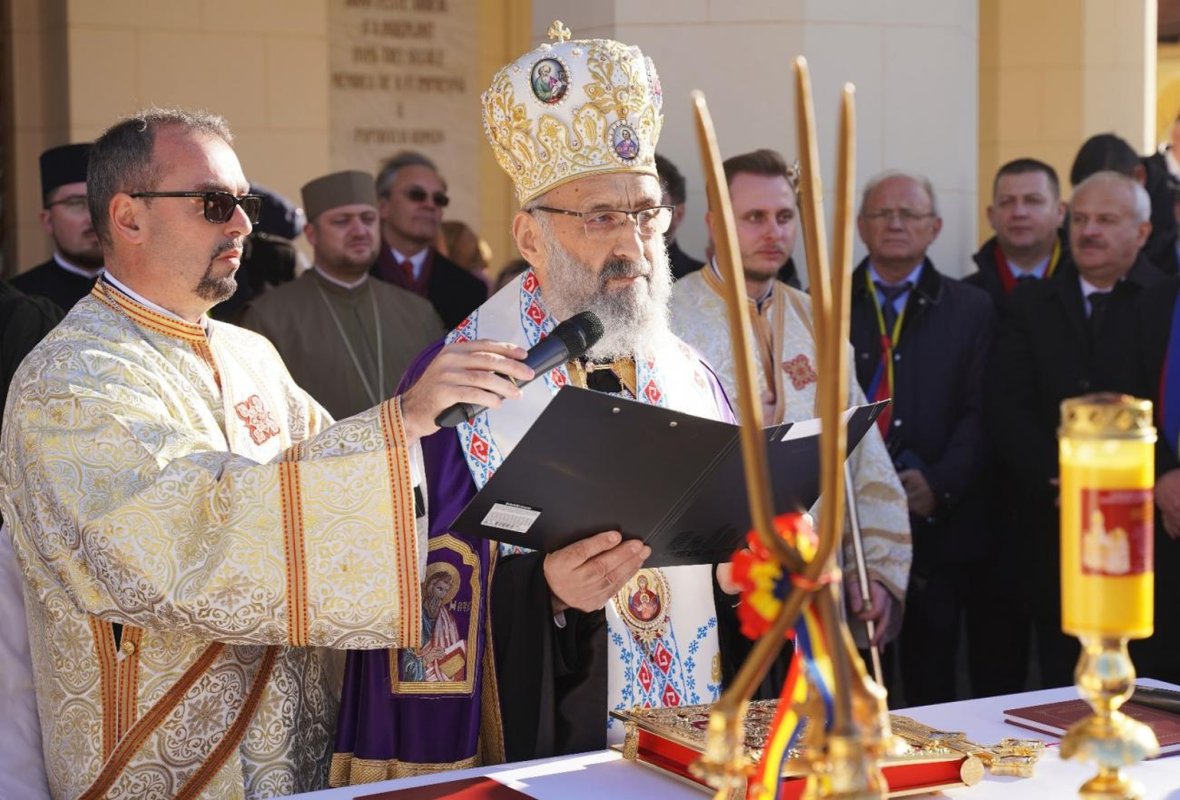 Ziua Națională a României sărbătorită în mod solemn la Alba Iulia 279053