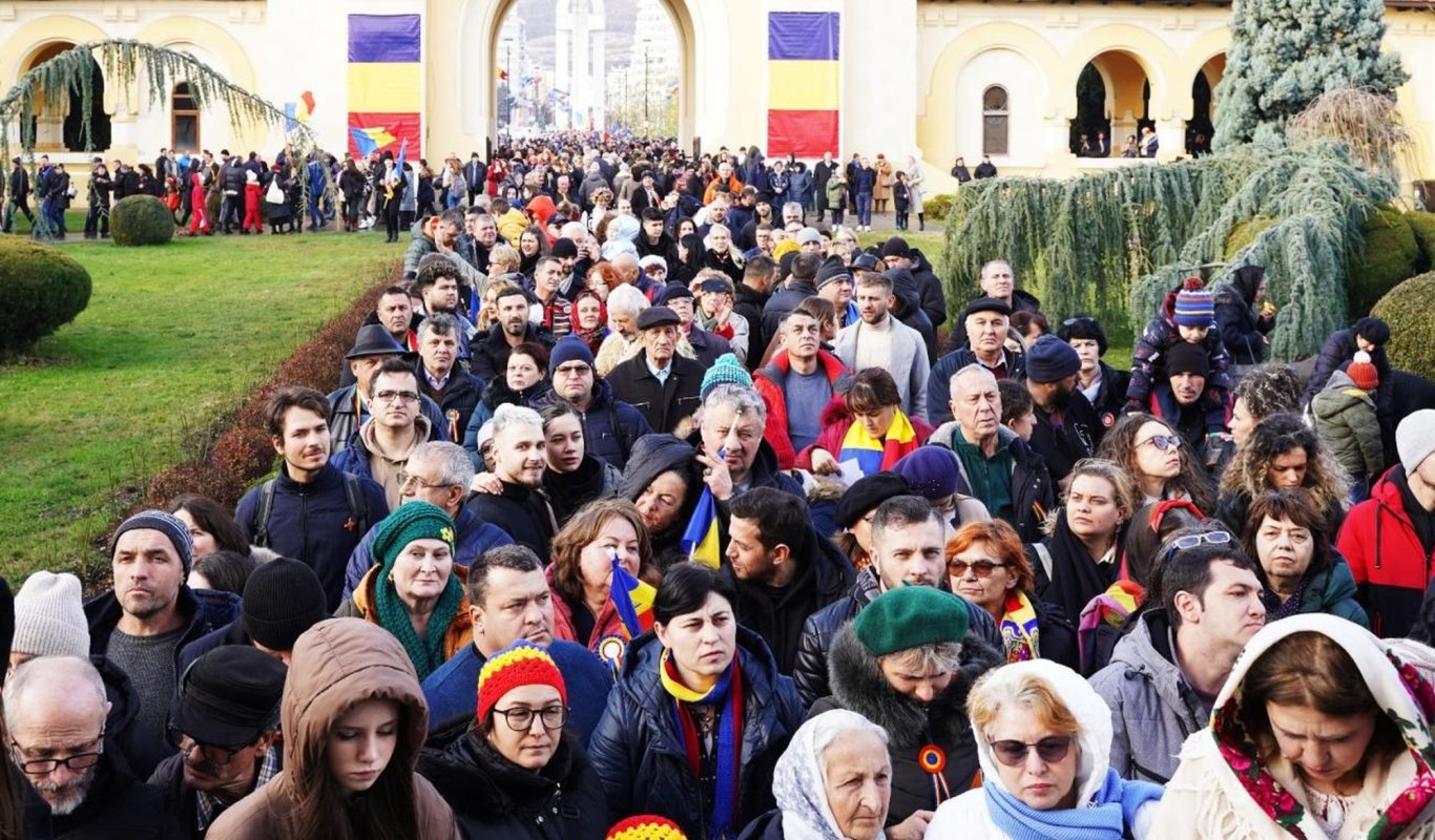 Ziua Națională a României sărbătorită în mod solemn la Alba Iulia 279054