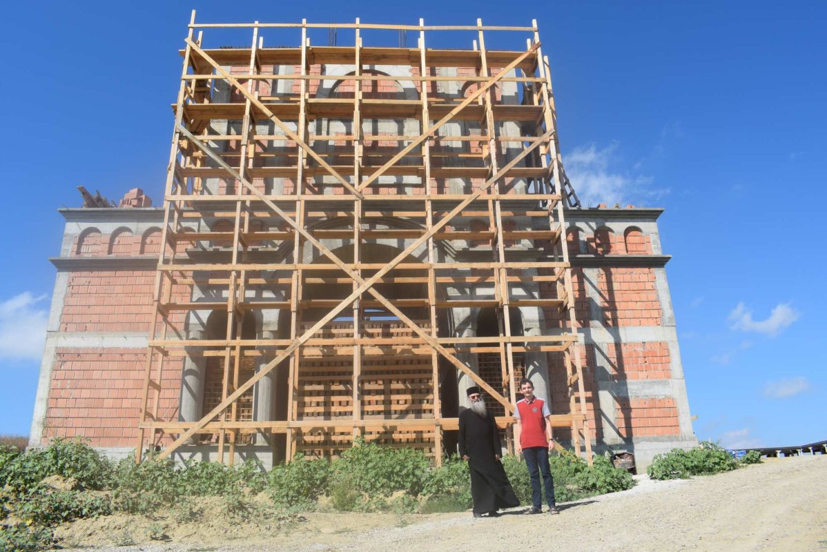 Milostenia e virtutea care ajunge la Tronul Sfintei Treimi 278459