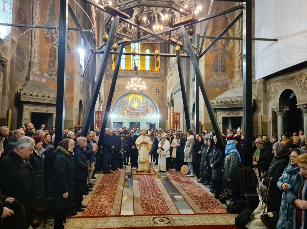 Slujire arhierească la Catedrala Mitropolitană din Cluj‑Napoca 279416