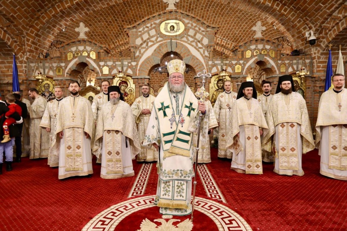 Sfânta Liturghie arhierească la Catedrala Episcopală din Baia Mare 279508