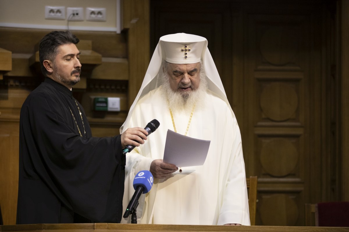 Sfântul Nicolae prevestește bunătatea lui Moș Crăciun sau iubirea milostivă a lui Dumnezeu 279757