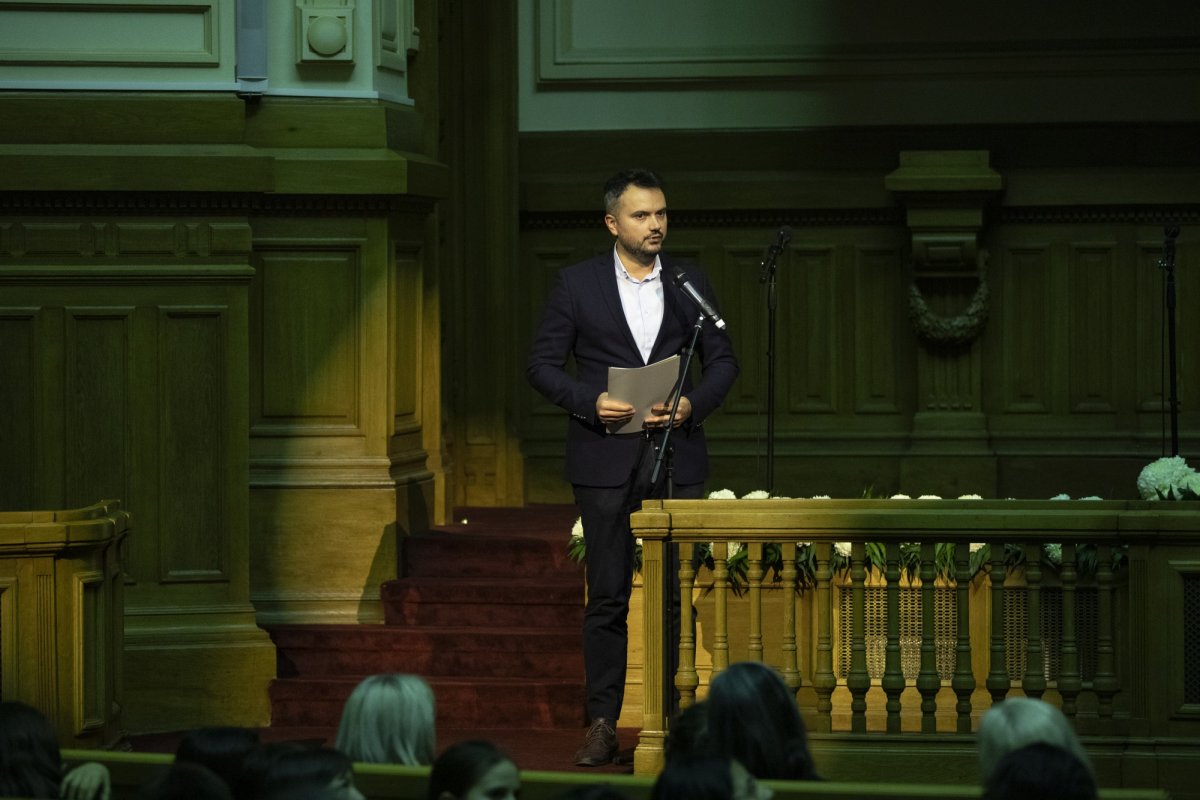 Spectacolul „Sfântul Nicolae în mijlocul copiilor” pe Colina Bucuriei 279718