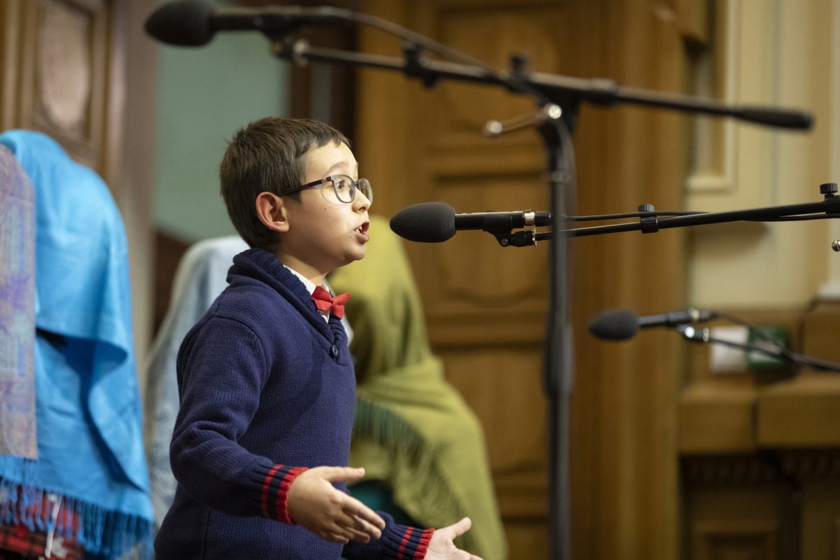 Spectacolul „Sfântul Nicolae în mijlocul copiilor” pe Colina Bucuriei 279731