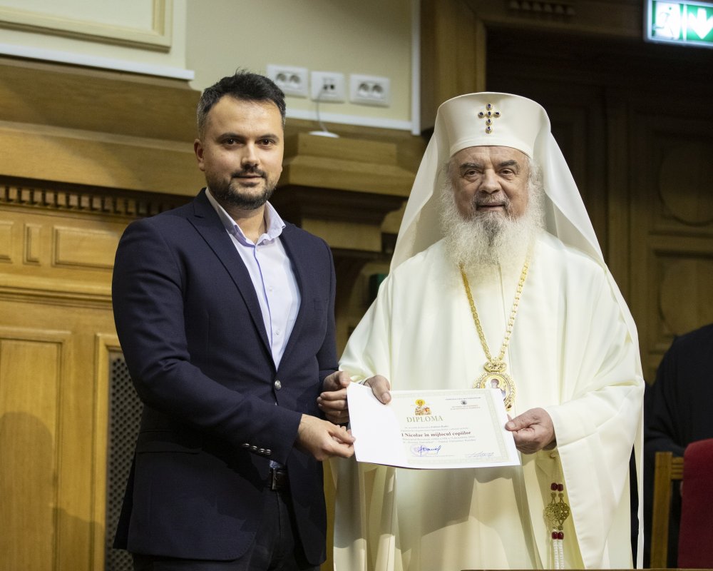 Spectacolul „Sfântul Nicolae în mijlocul copiilor” pe Colina Bucuriei 279751