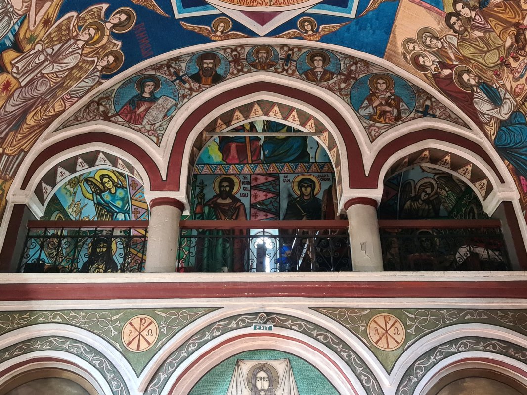 Biserica albă de deasupra Prutului 279673