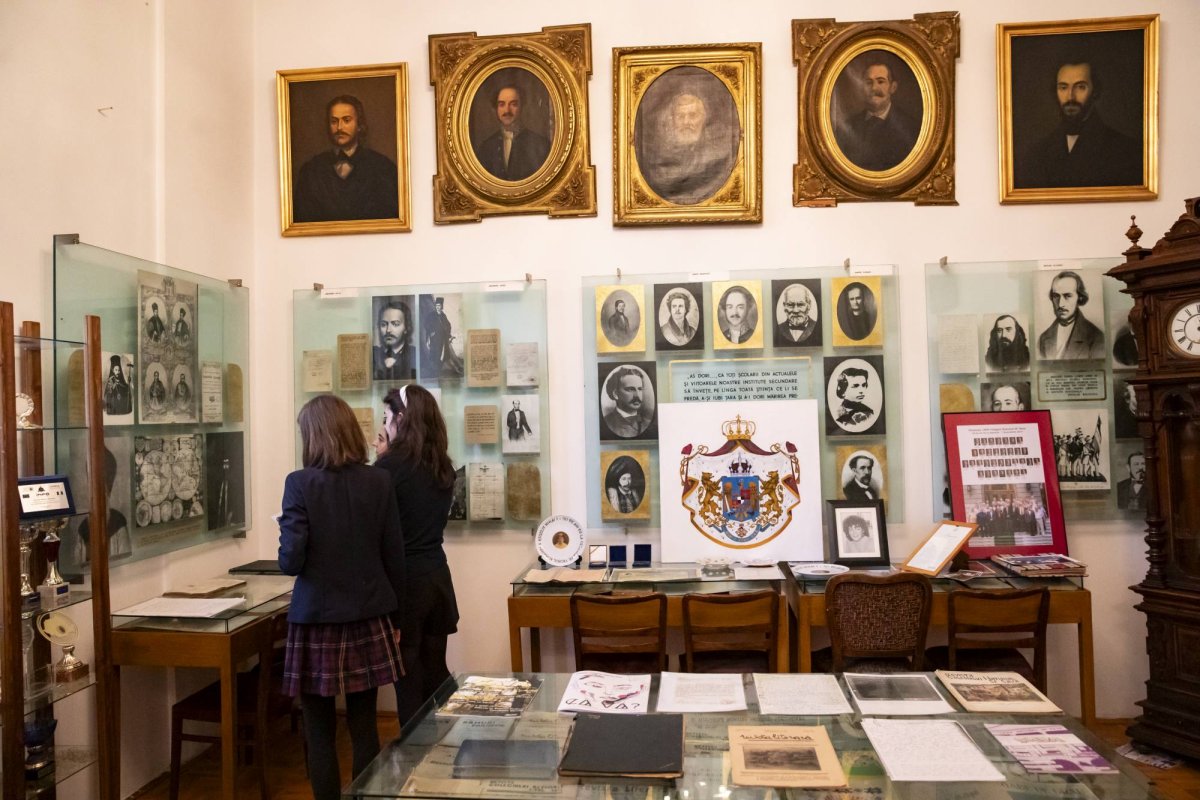 Colegiul Național „Sfântul Sava” din București la ceas aniversar 279899