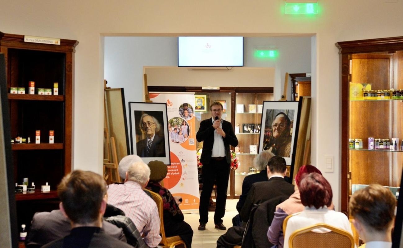 Expoziție de fotografie dedicată poveștilor de viață 279775