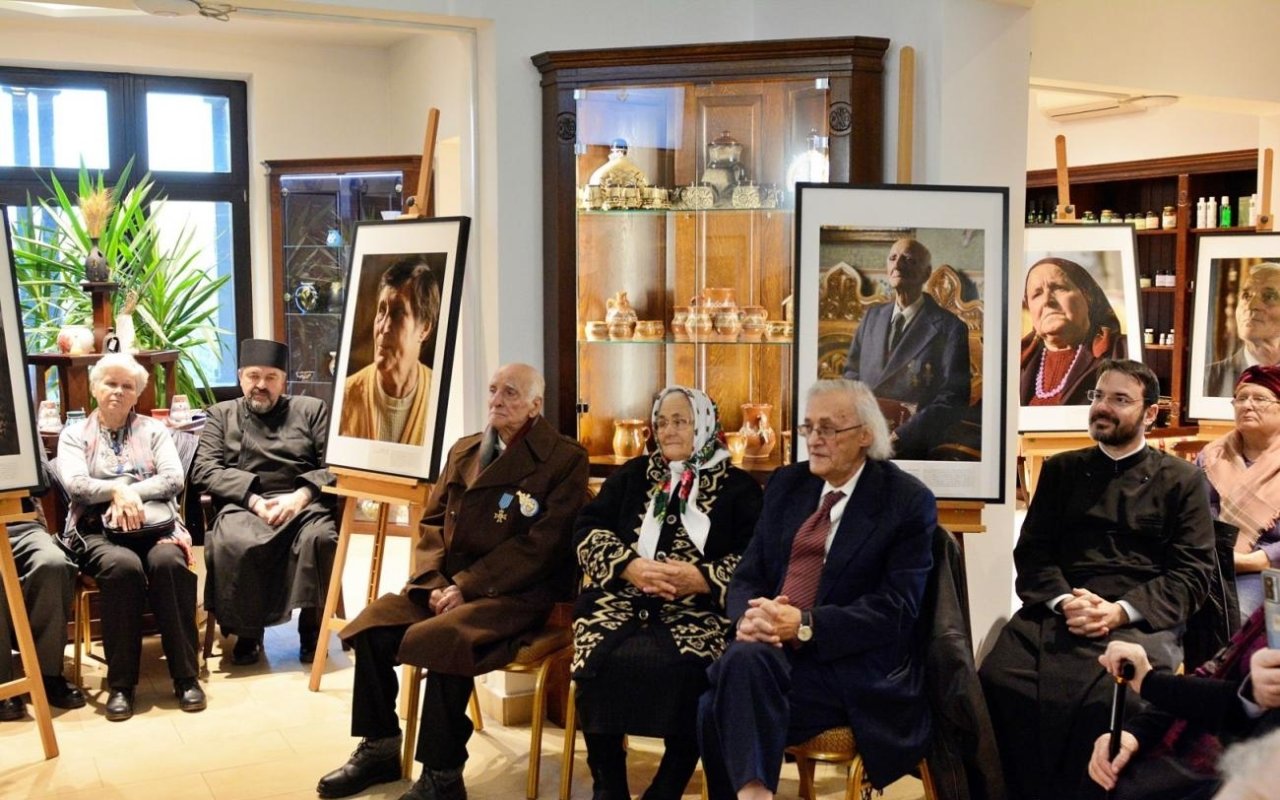 Expoziție de fotografie dedicată poveștilor de viață 279777