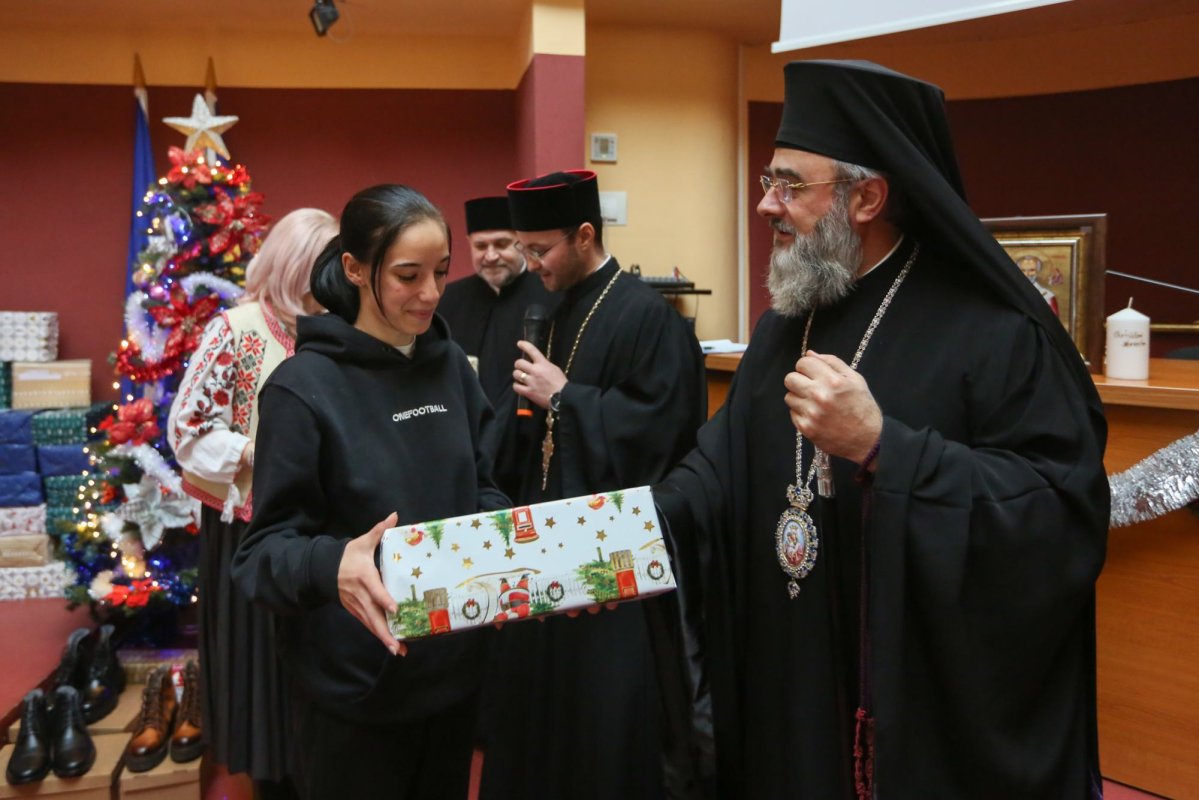 „Ghetuțele lui Moș Nicolae” la copiii vrânceni 279981