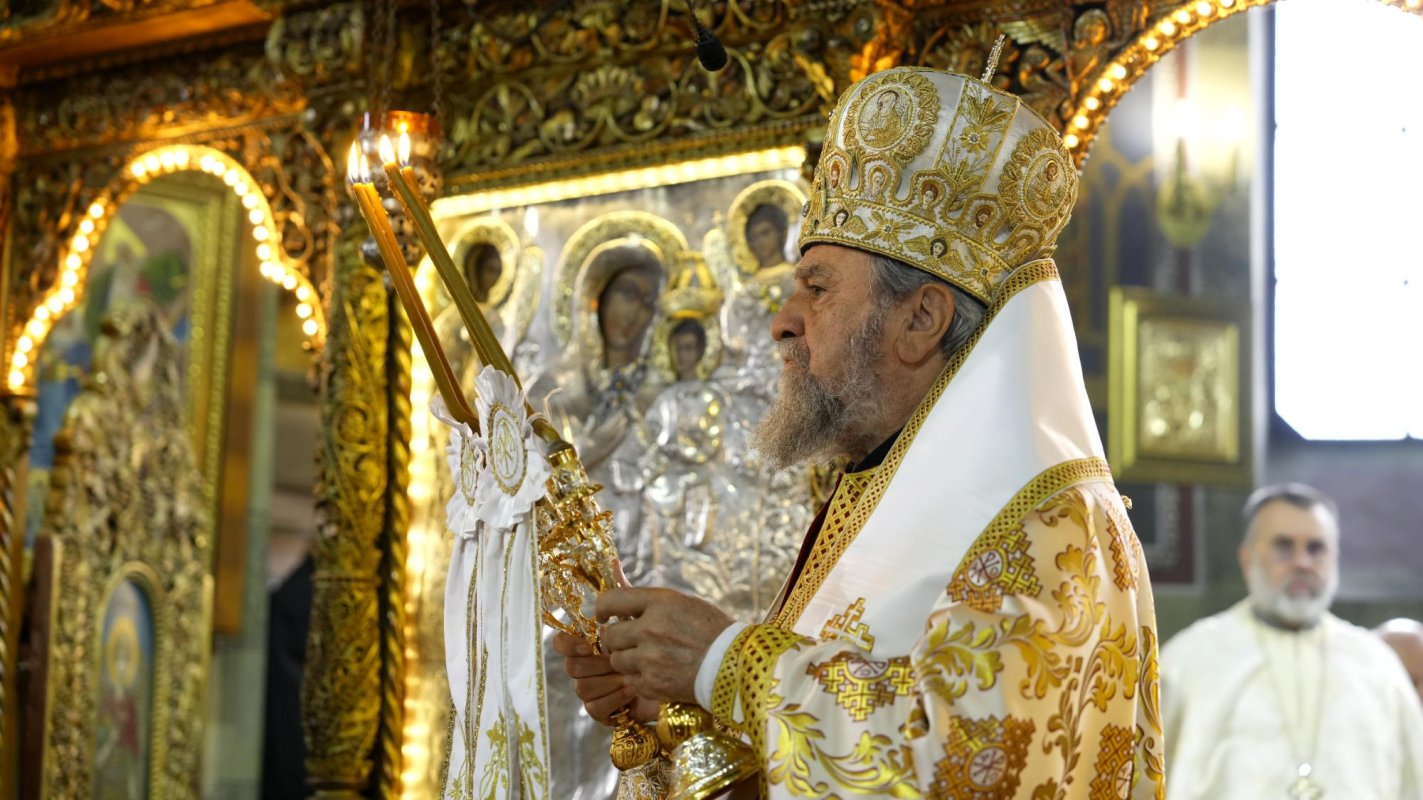 Hramul Bisericii „Sfântul Nicolae” din Șcheii Brașovului 279948