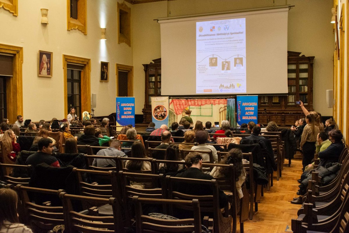Eveniment dedicat Zilei Internaționale a Persoanei cu Dizabilități la Iași 280161
