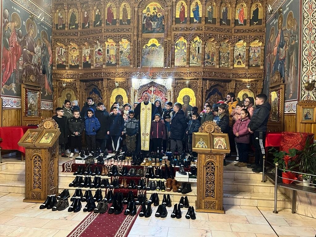 Încălțăminte pentru copiii Parohiei Dacia din Timișoara 280211