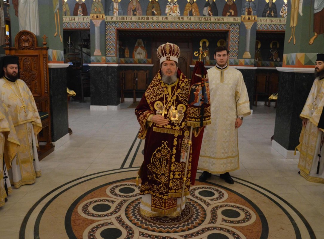 Slujire arhierească la Mănăstirea Izbuc din Episcopia Oradiei 280145