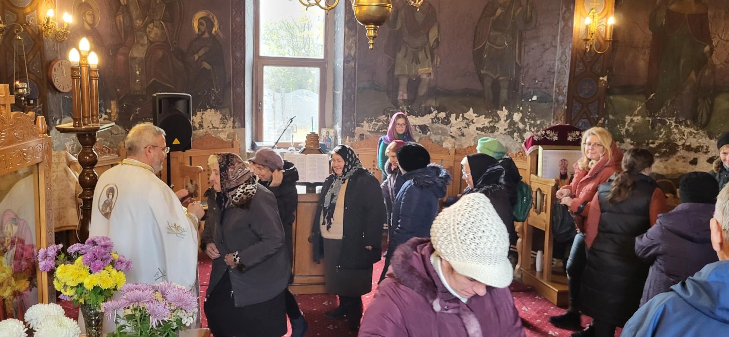 Trăire vie în duhul Sfântului Ierarh Nicolae 279396