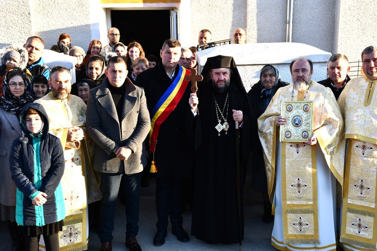 Misiune și filantropie de Crăciun în Eparhia Banatului Montan 280321