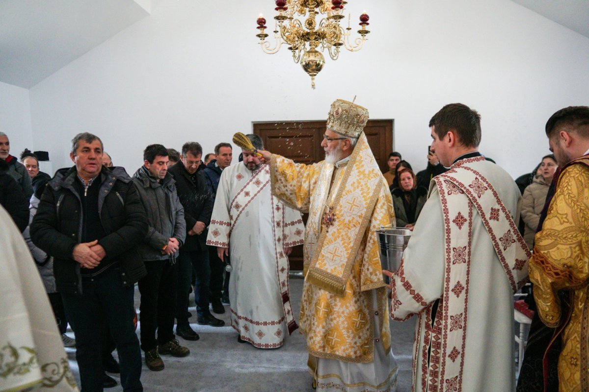 Slujiri arhierești în eparhii din Muntenia și Dobrogea 280331