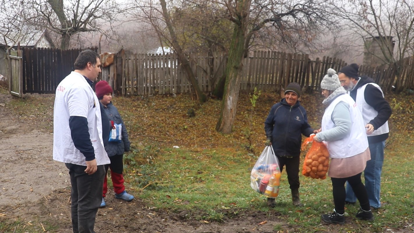 Acțiune a voluntarilor Paraclisului Catedralei Naționale în Prahova 280433