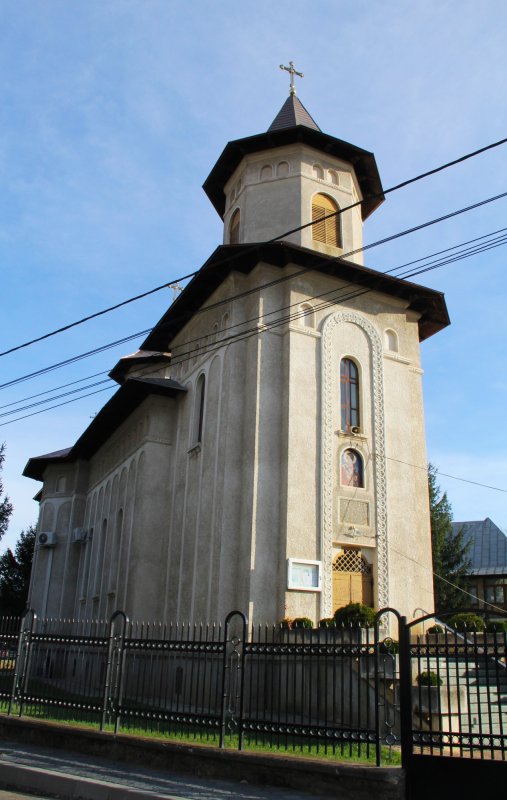 Nonagenarul pe care credinţa l-a purtat mereu înainte 280527