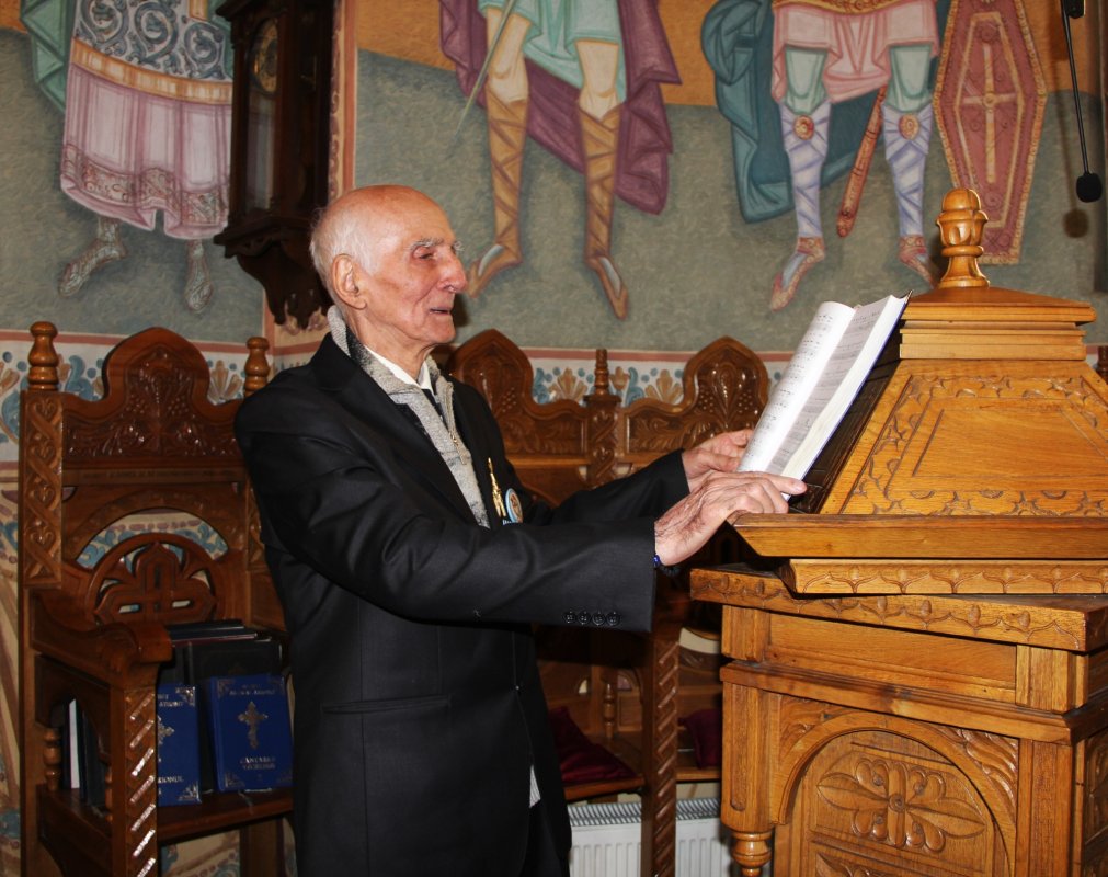 Nonagenarul pe care credinţa l-a purtat mereu înainte 280538