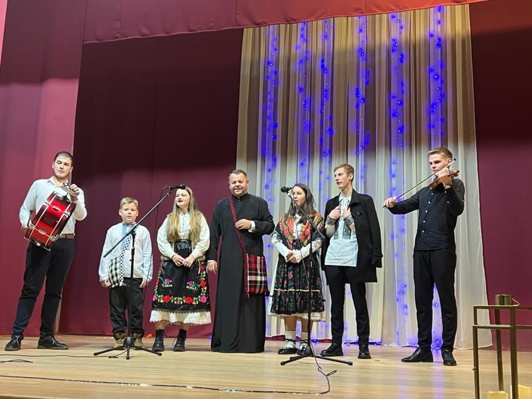 Festivalul „Bihorul Colindă” la Salonta 280689