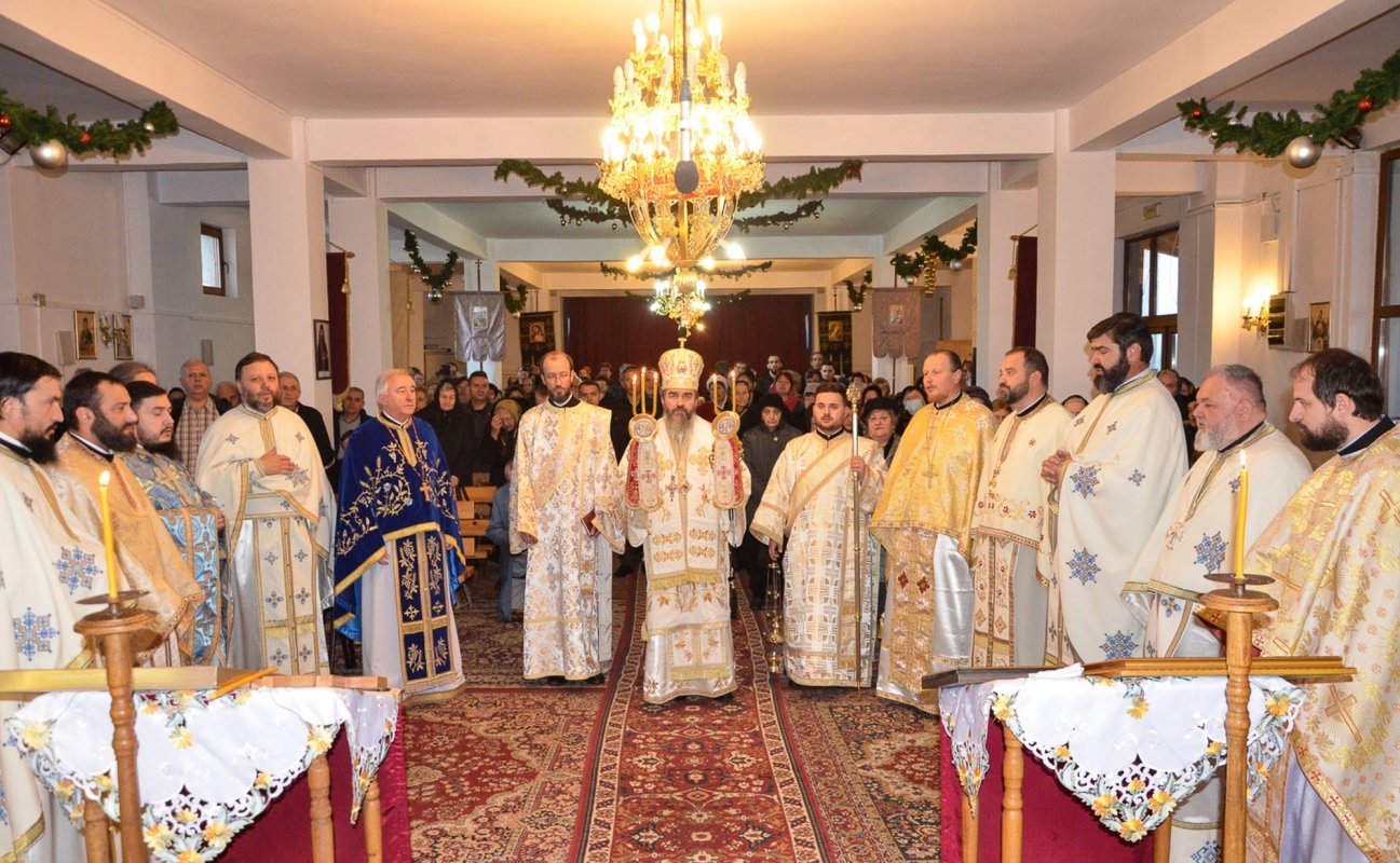 Hram la Biserica „Sfântul Ierarh Spiridon” din Hunedoara 280692