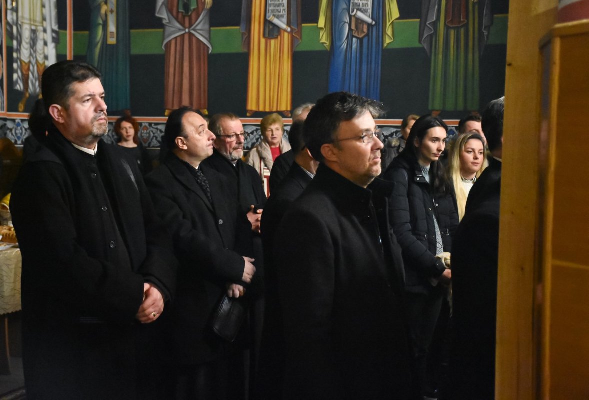 Binecuvântare arhierească pentru familiile care s‑au cununat în bisericile din Cluj‑Napoca în acest an 280834