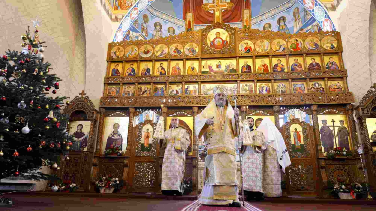 Liturghie arhierească în Parohia Șelimbăr 2, Sibiu 281217