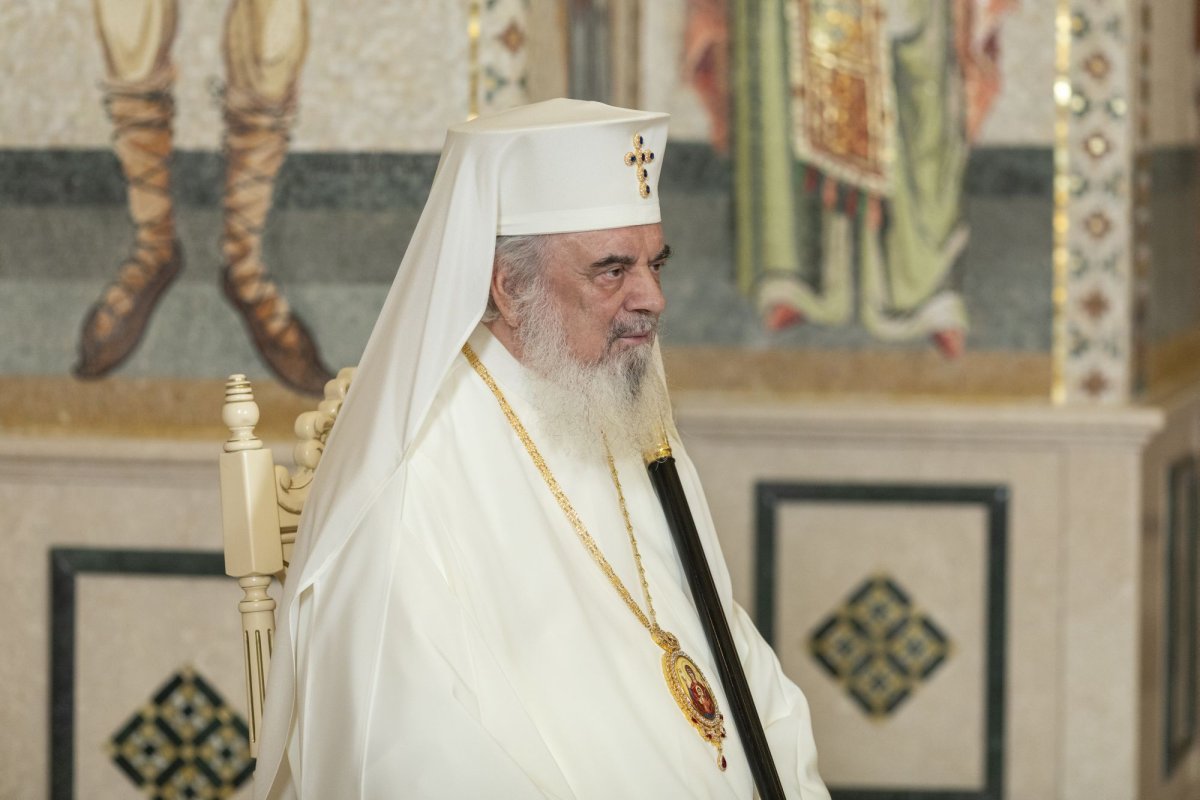 Primii colindători la Reședința Patriarhală din București 281321