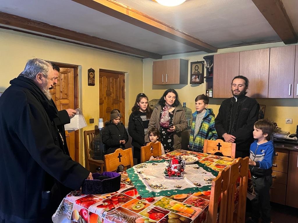 Daruri pentru familiile mai multor preoți din Protopopiatul Mediaș 281554