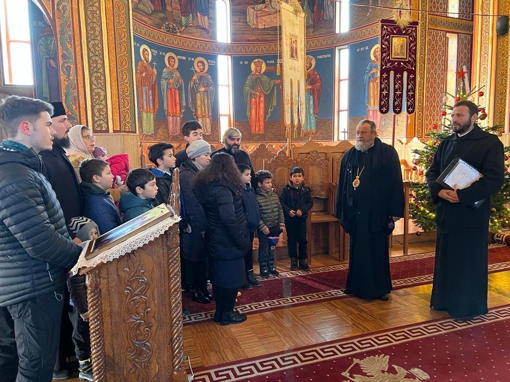 Daruri pentru familiile mai multor preoți din Protopopiatul Mediaș 281557