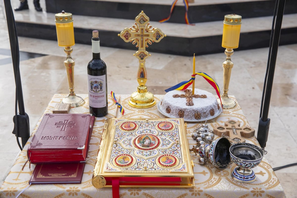 Monument dedicat eroilor transmisioniști inaugurat în București 281609