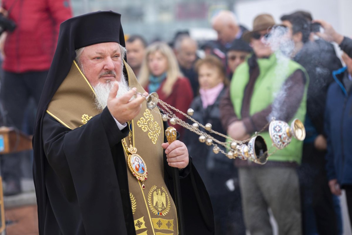 Monument dedicat eroilor transmisioniști inaugurat în București 281635