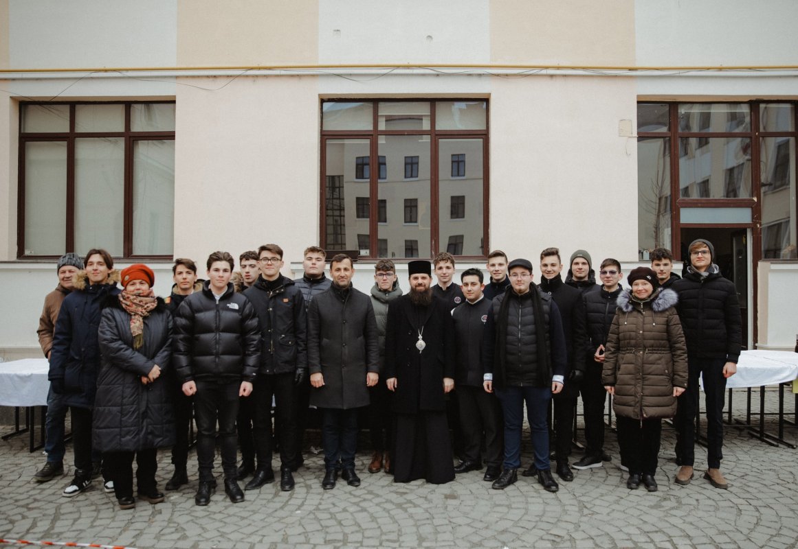 850 de pachete de Crăciun oferite persoanelor nevoiașe din Arhiepiscopia Clujului 281827