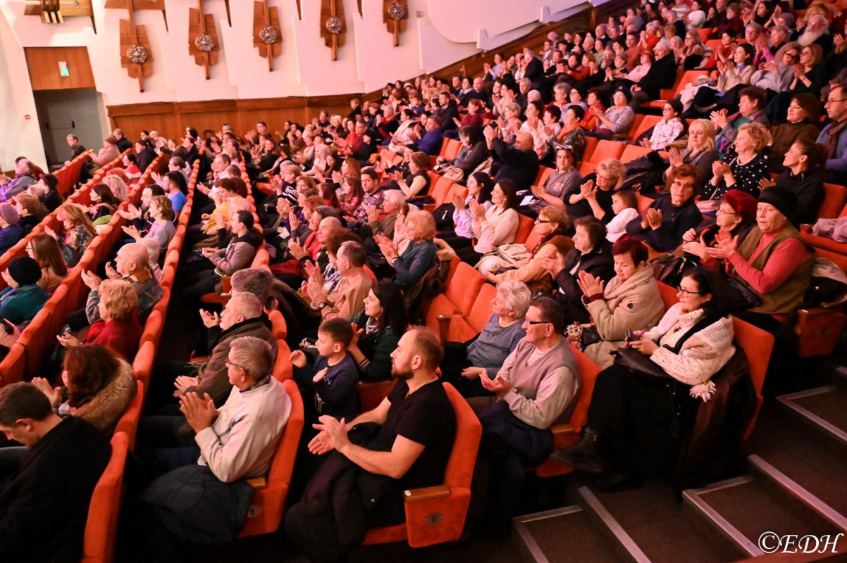 Concert catehetic şi caritabil  la Deva 281830