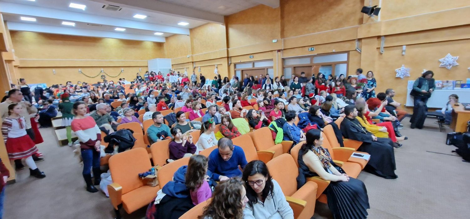 „Crăciunul - sărbătoarea bucuriei” la Colegiul „Tudor Vladimirescu” din București 281850