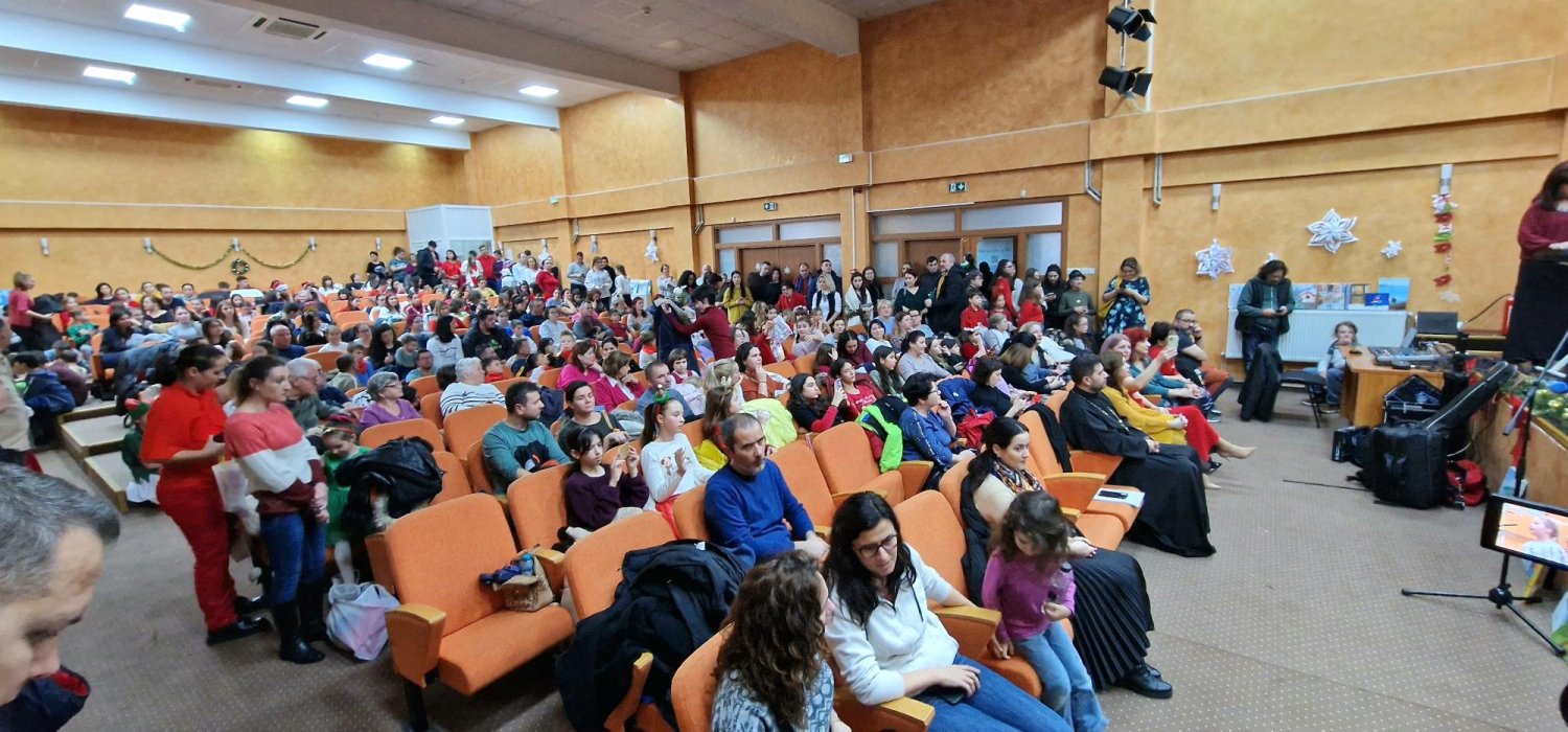 „Crăciunul - sărbătoarea bucuriei” la Colegiul „Tudor Vladimirescu” din București 281852