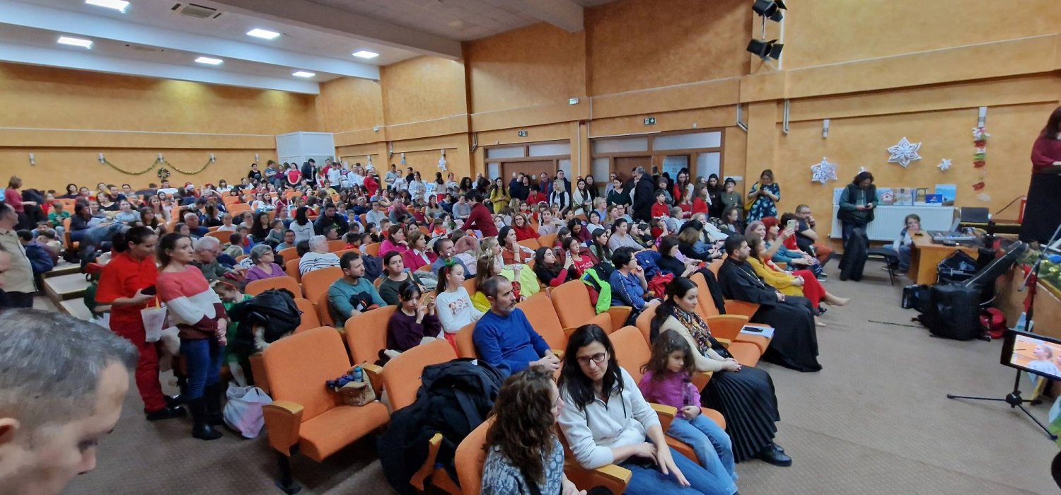 „Crăciunul - sărbătoarea bucuriei” la Colegiul „Tudor Vladimirescu” din București 281853