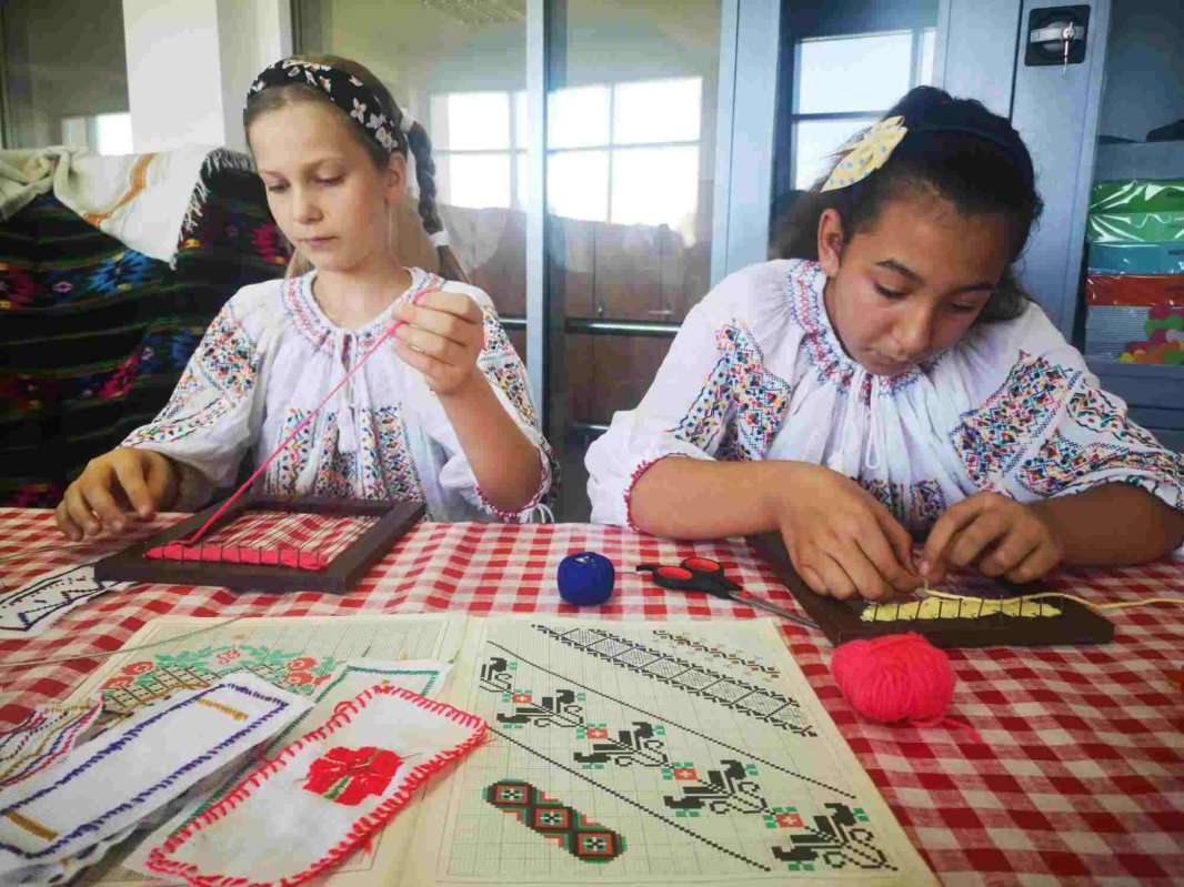 Proiectele „Alege școala!” au ajuns la final, dar misiunea lor continuă 281794