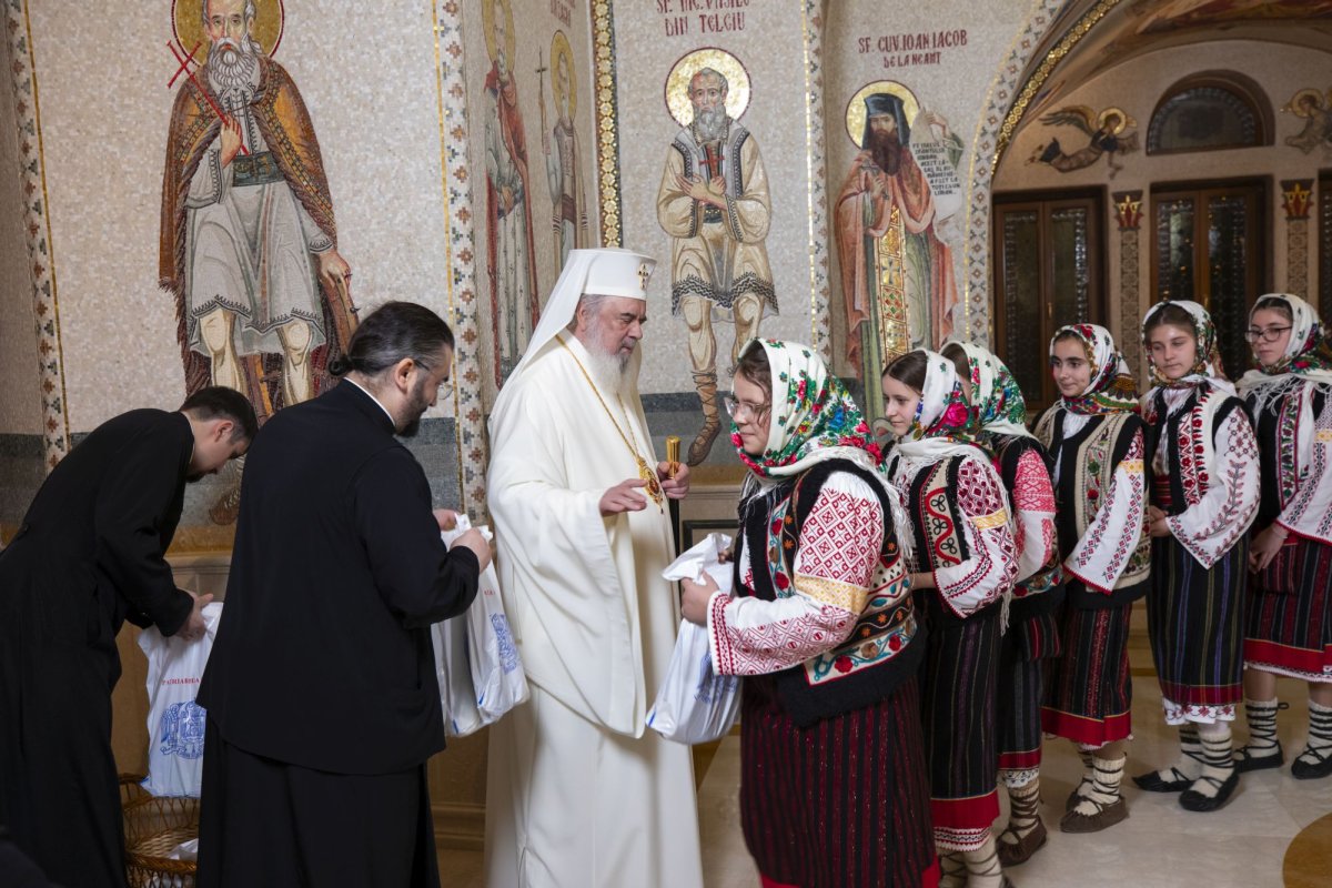 Ultimii colindători la Patriarhul României 282090