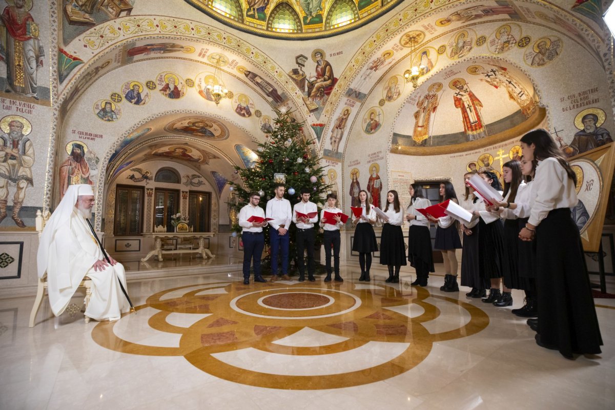 Ultimii colindători la Patriarhul României 282126