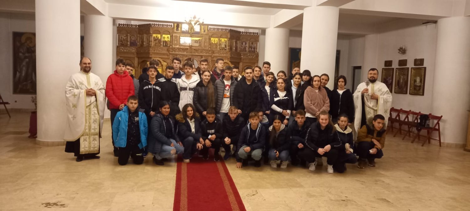 Copiii din parohia bucureșteană Gherghiceanu s‑au pregătit de Crăciun 282147