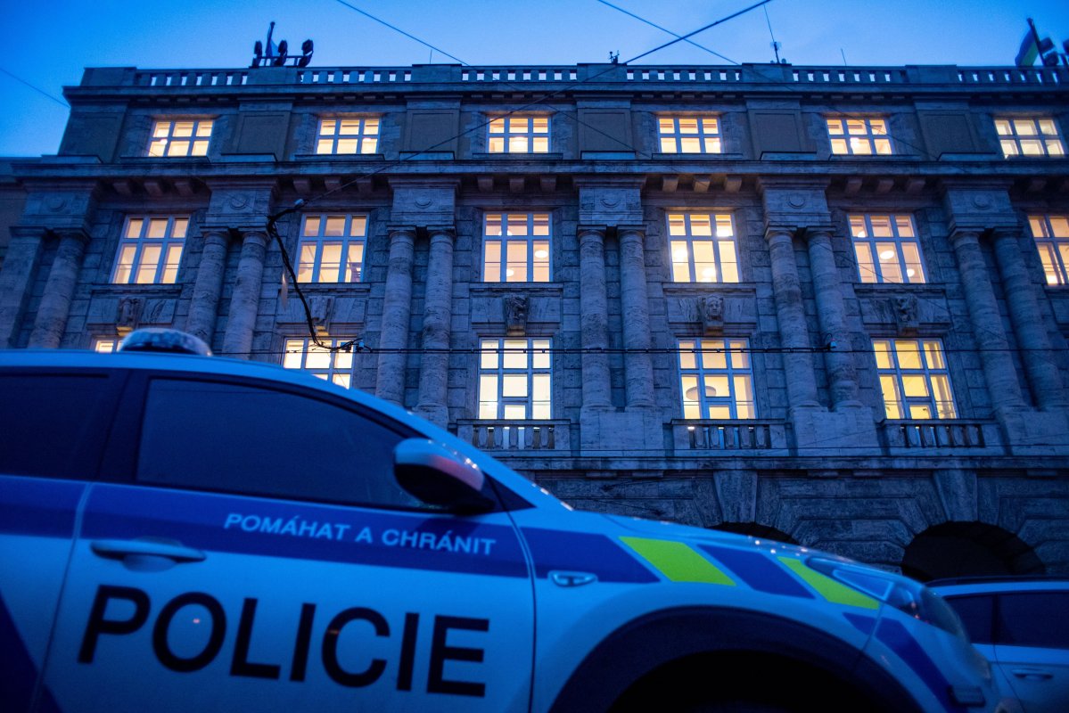 Mesaj transmis în urma tragicului atac de la Universitatea din Praga 282142