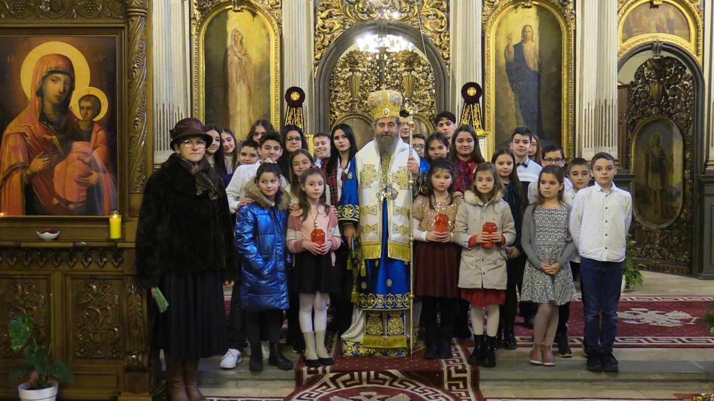 „Dumnezeiescul Prunc este darul lui Dumnezeu oferit întregii umanități” 282461