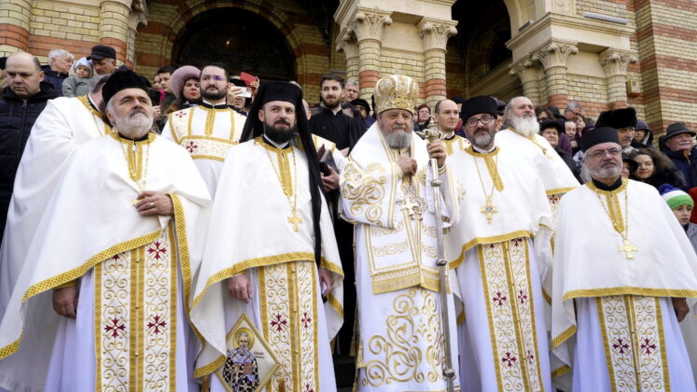 Mulțimi de credincioși au sărbătorit Nașterea Domnului la Sibiu 282491