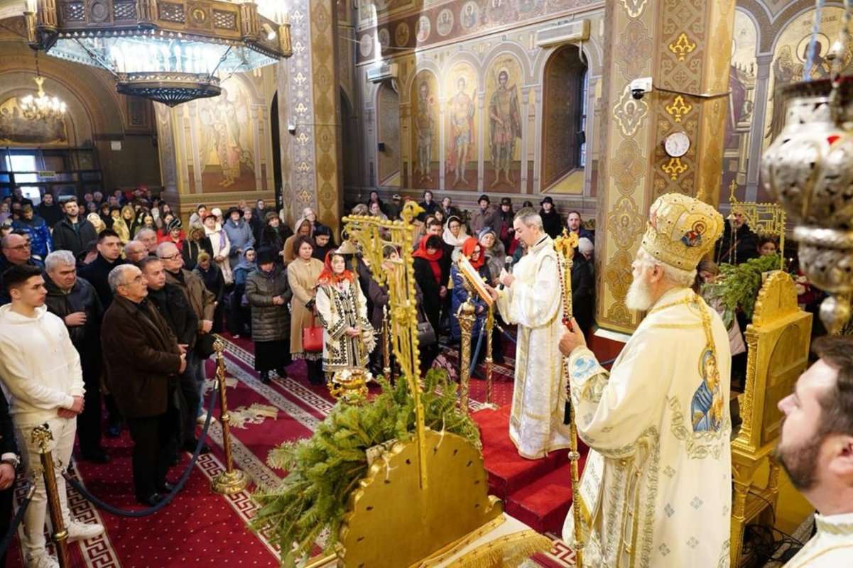 Nașterea Domnului prăznuită la Târgoviște 282472