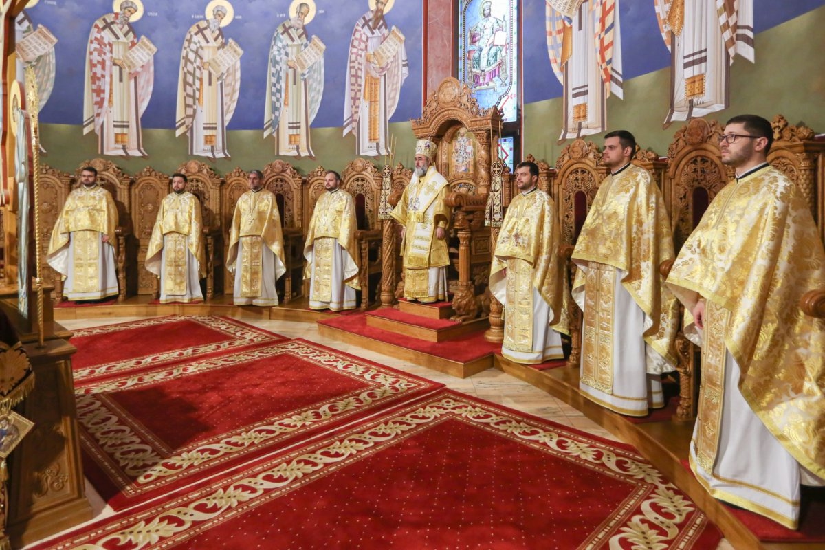 Nașterea Domnului sărbătorită de credincioșii buzoieni 282449