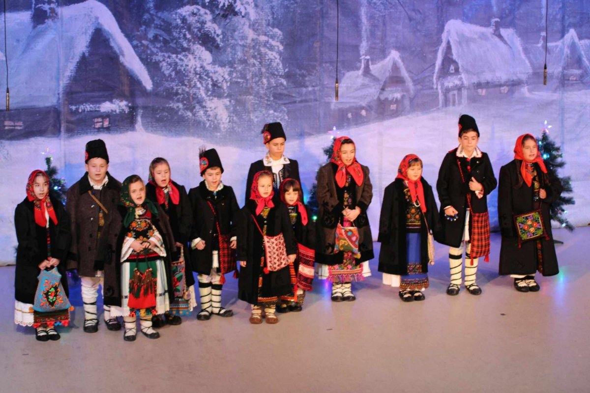 „Folclorul reprezintă toată bogăția spirituală moștenită de la strămoși” 282563