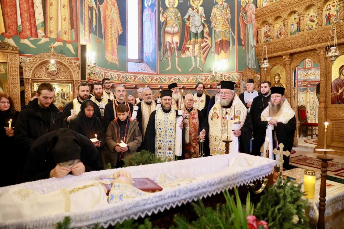 Părintele profesor Daniel Buda a fost înmormântat în cimitirul Mănăstirii Rohia 282672